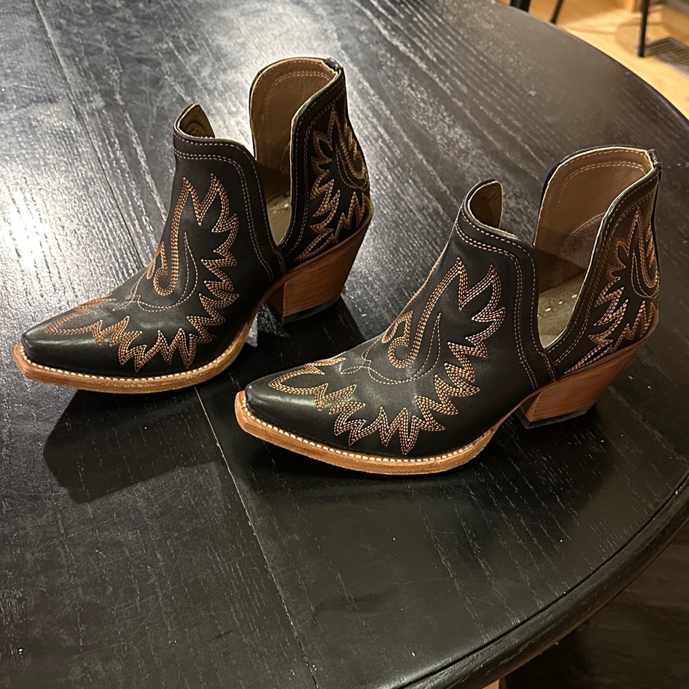 Ariat Black and Tan Embroidered Ankle Booties